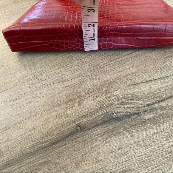 Banana Republic Red Clutch EUC - Picture 8 of 11